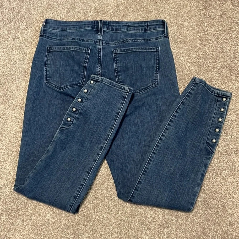 NYDJ for Chico’s Skinny Pearl Ankle Button Detail Lift & Tuck Technology 4